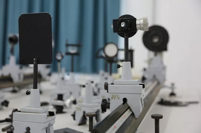 全面提升實(shí)驗(yàn)室品質(zhì)，助力學(xué)術(shù)型中學(xué)發(fā)展——更美麗的附中系列一